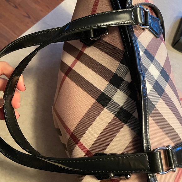 Burberry Nova Check Large Nickie Tote